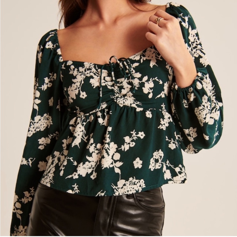 NWT Abercrombie and Fitch Green Floral Cinched Longsleeve Blouse Sz S - Picture 4 of 10